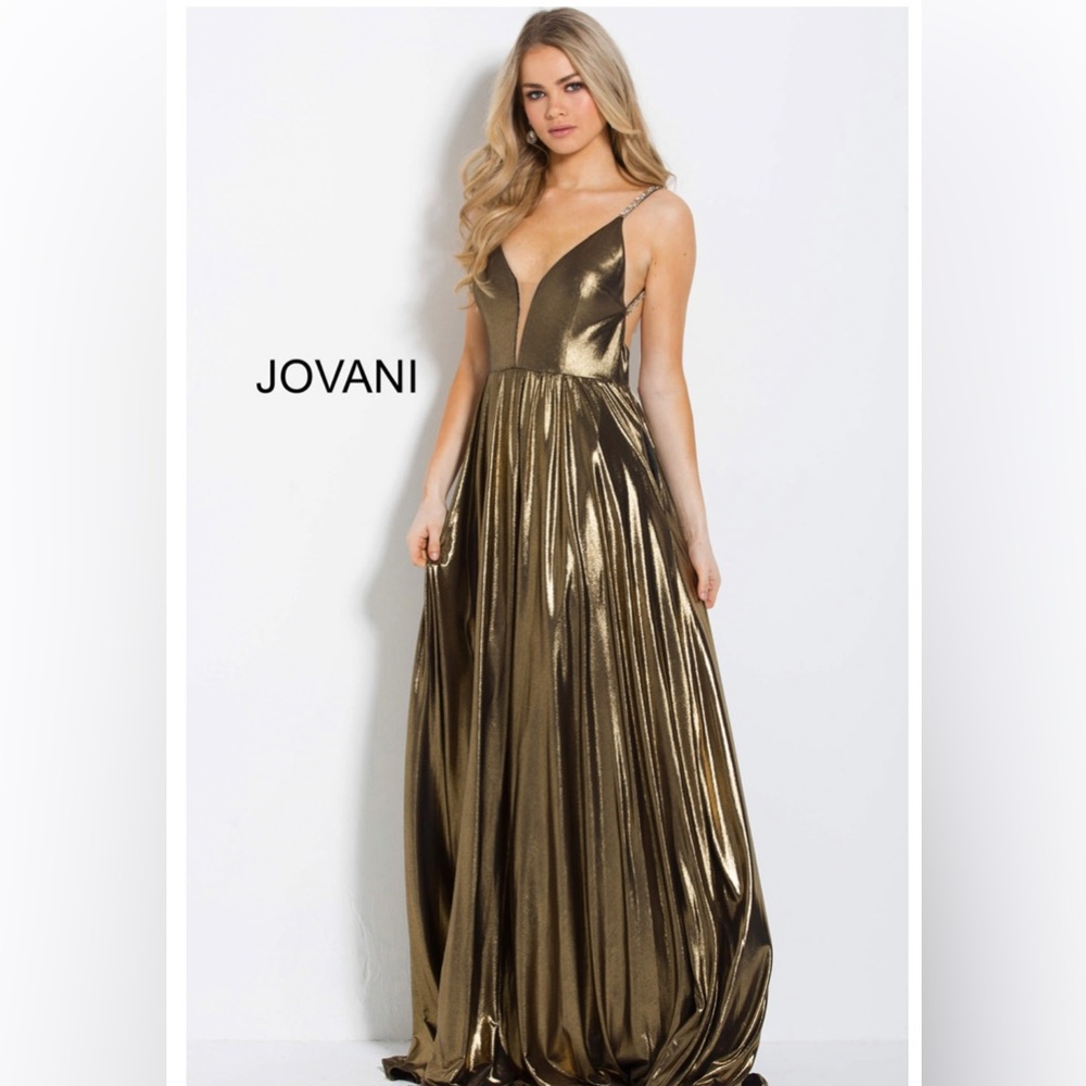 Jovani Special occasion/ Prom dress - Deep plunge, Open back Gold - Size 8